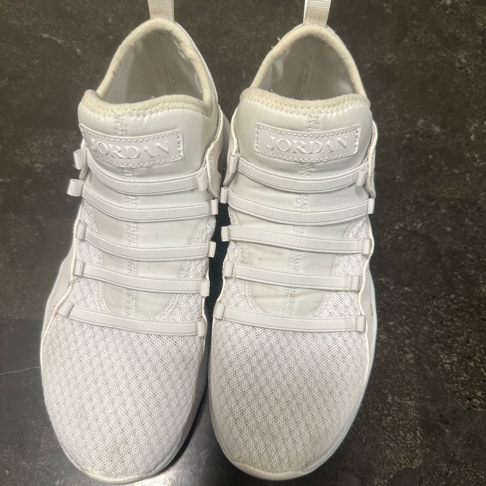 Junior size (5.5)  Jordan